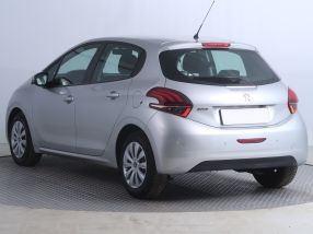 Peugeot 208 - 2016
