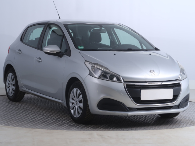 Peugeot 208 2016