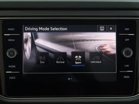 Volkswagen T-Roc - 2021