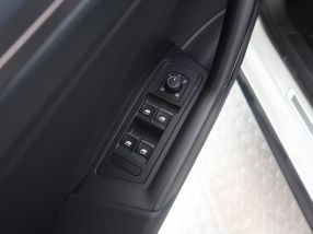 Volkswagen T-Roc - 2021