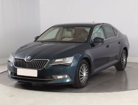 Škoda Superb - 2015