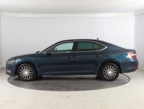 Škoda Superb - 2015