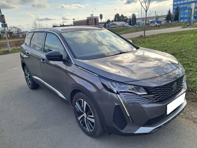Peugeot 5008 2022