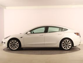 Tesla Model 3 - 2020