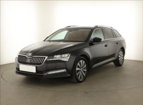 Škoda Superb - 2022