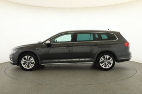 Volkswagen Passat - 2022