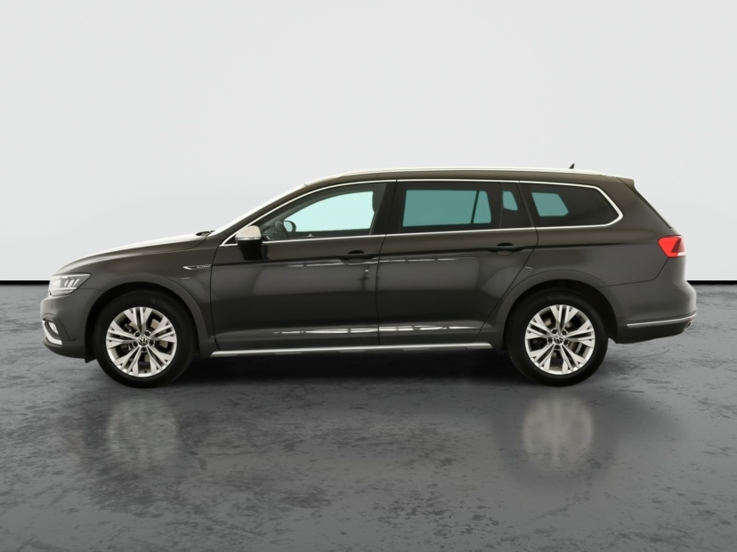 Volkswagen Passat, 2022