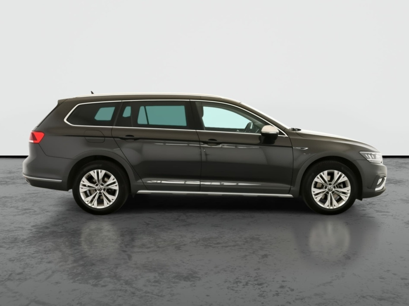 Volkswagen Passat, 2022