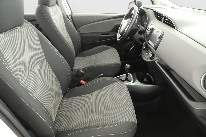 Toyota Yaris, 2015
