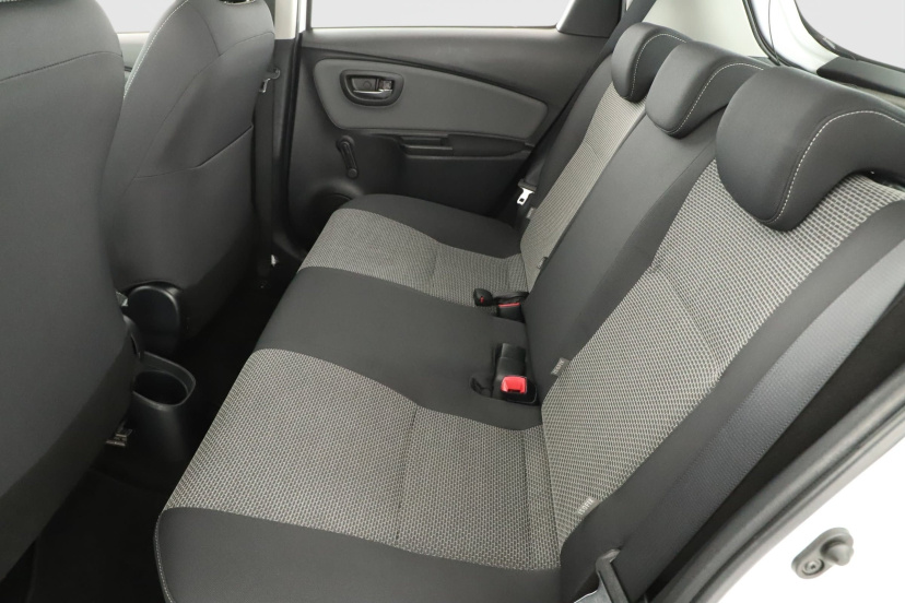 Toyota Yaris, 2015