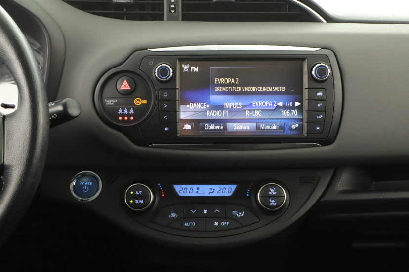 Toyota Yaris, 2015