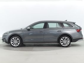 Škoda Octavia Scout - 2023