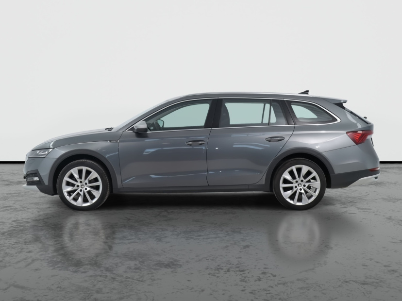 Škoda Octavia Scout, 2023