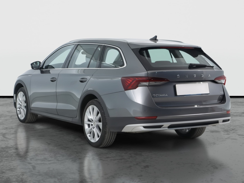 Škoda Octavia Scout, 2023