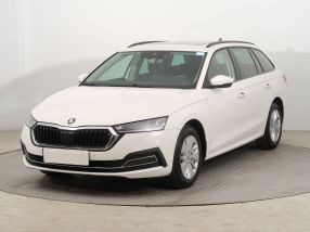 Škoda Octavia - 2023