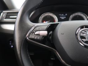 Škoda Superb - 2021