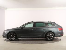 Škoda Superb - 2021