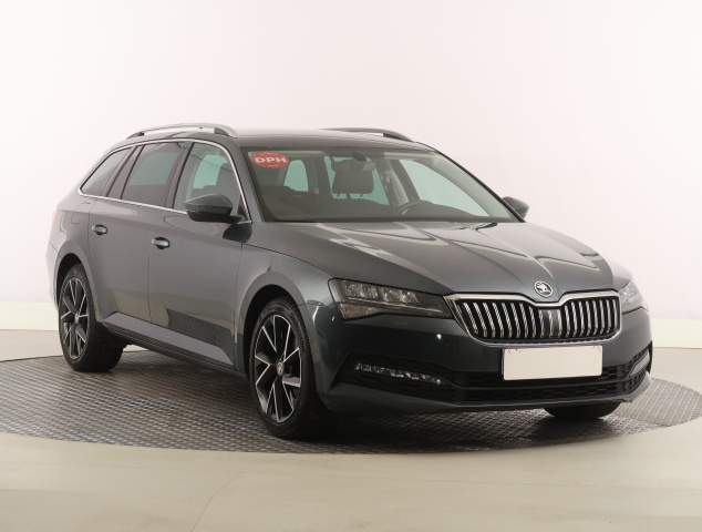 Škoda Superb 2021