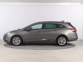 Opel Astra - 2016