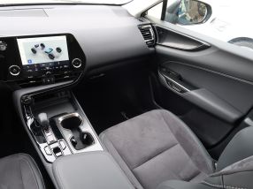 Lexus NX - 2024