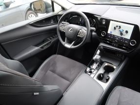 Lexus NX - 2024