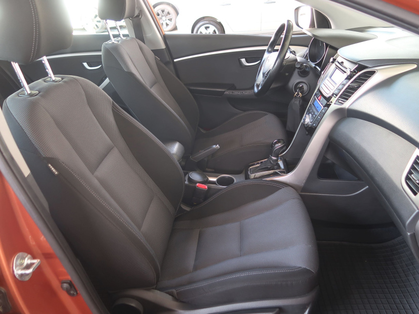 Hyundai i30, 2015