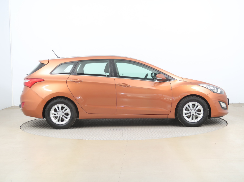 Hyundai i30, 2015
