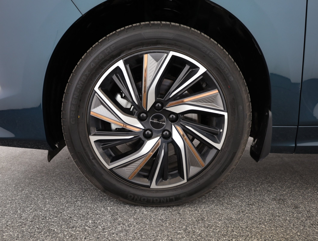 Dongfeng U-Tour
