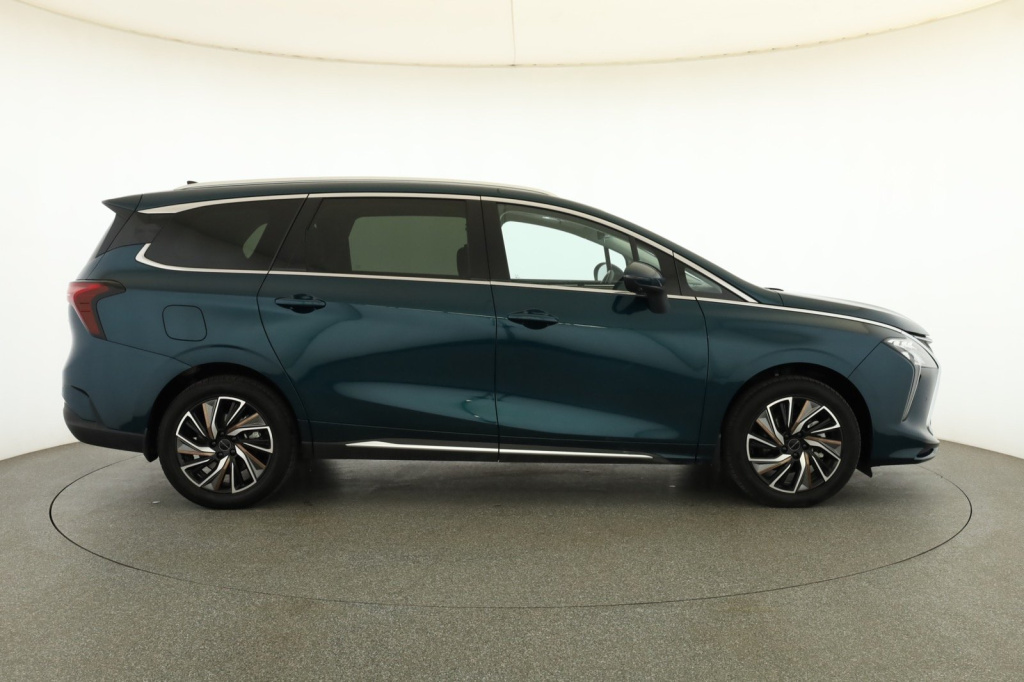 Dongfeng U-Tour