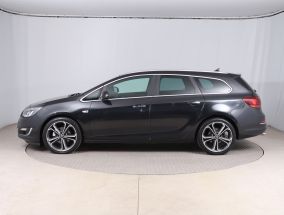 Opel Astra - 2013
