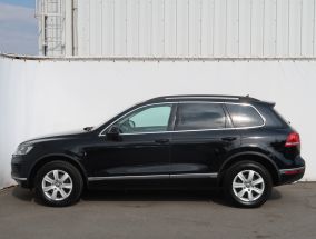 Volkswagen Touareg - 2016