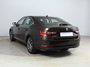 Škoda Superb - 2017