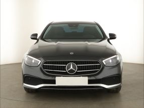 Mercedes-Benz E - 2023
