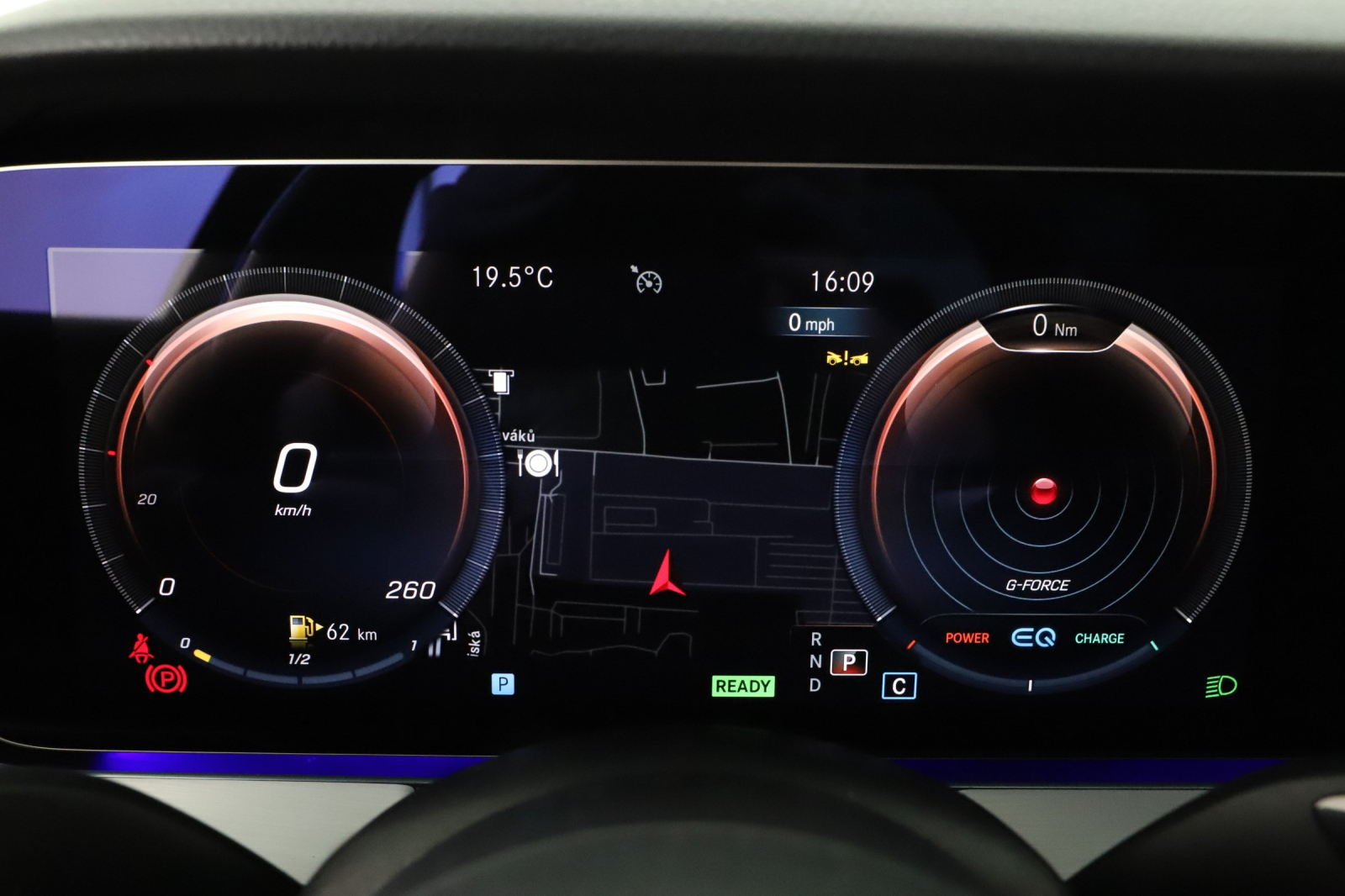 Mercedes-Benz E - 2023