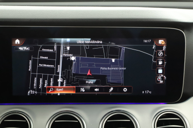 Mercedes-Benz E - 2023