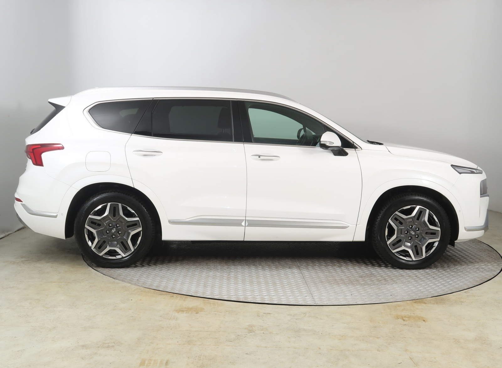 Hyundai Santa Fe - 2023