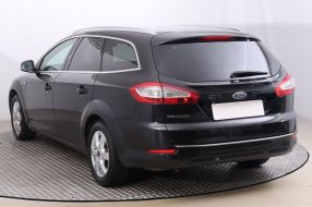 Ford Mondeo - 2013
