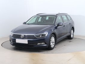 Volkswagen Passat - 2015
