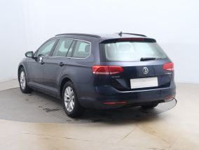 Volkswagen Passat - 2015