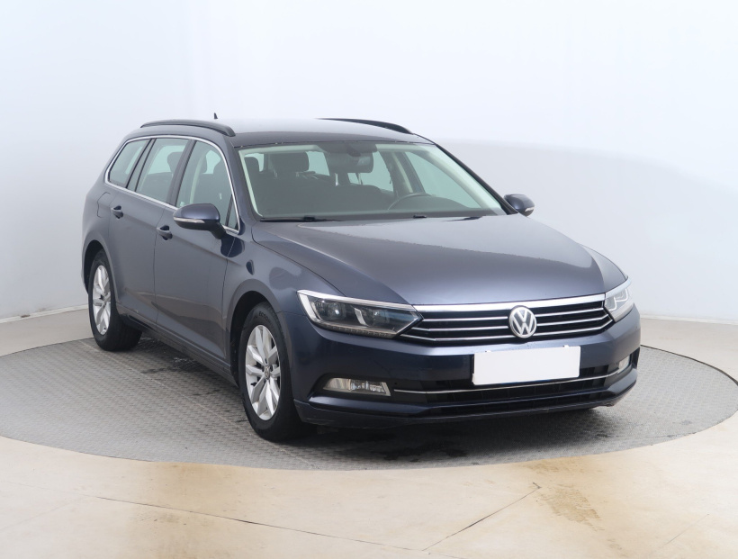Volkswagen Passat, 2015