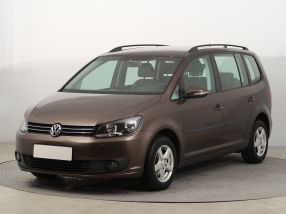 Volkswagen Touran - 2011