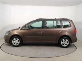 Volkswagen Touran - 2011