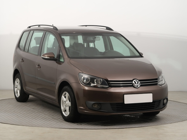Volkswagen Touran 2011