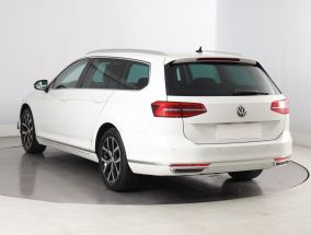 Volkswagen Passat - 2015