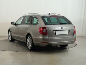 Skoda Superb - 2010