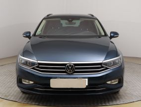 Volkswagen Passat - 2021