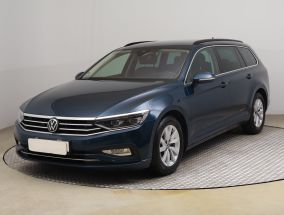 Volkswagen Passat - 2021