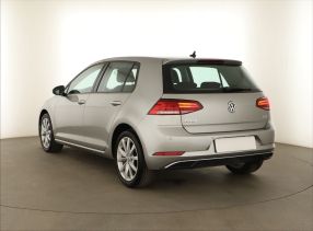 Volkswagen Golf - 2017