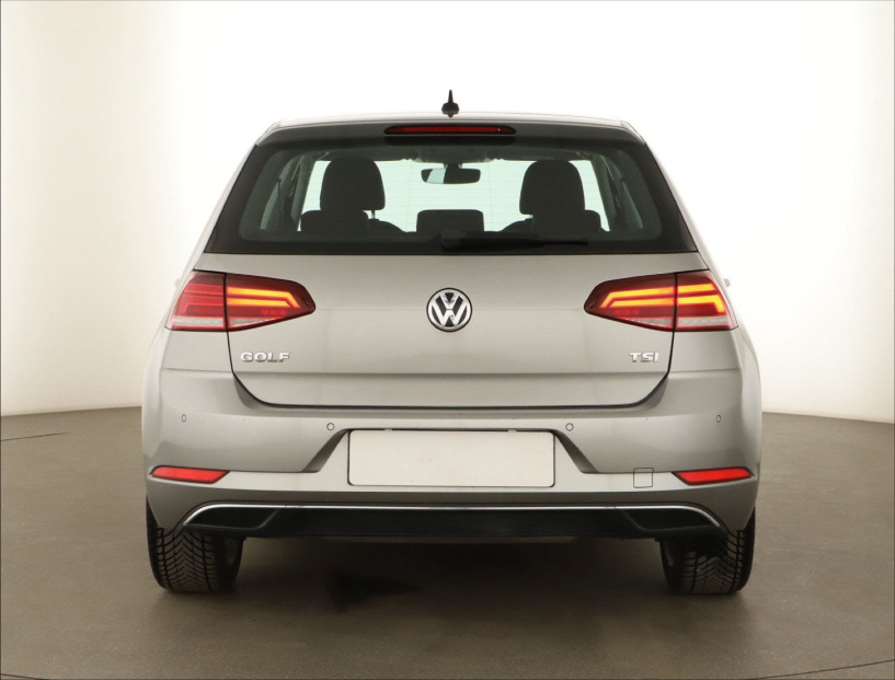 Volkswagen Golf, 2017