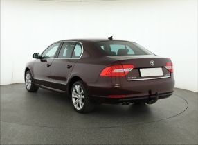 Škoda Superb - 2013